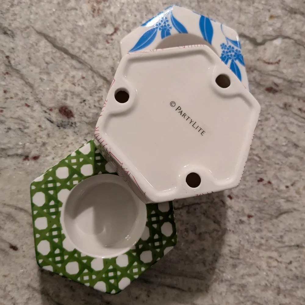 Partylite Ceramics 3 Hexagon Colorful Votive Tealight Candle Holders NEW Box - Picture 1 of 13